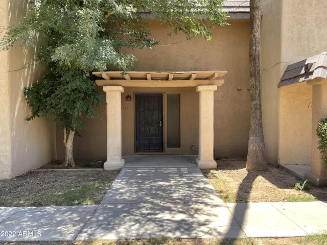 MLS: 6423638 Condo For Sale