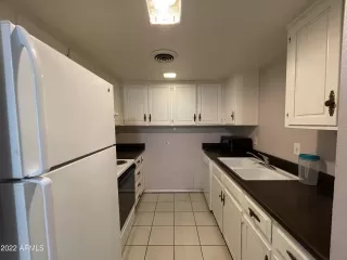 Photo #6: 6423638 Listing