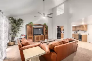 Photo #1: 6423867 Listing