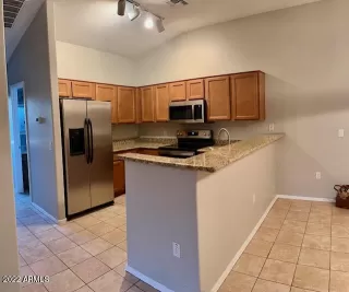 Photo #5: 6423994 Listing