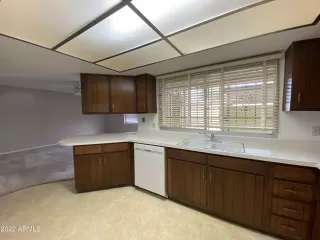 Photo #6: 6424059 Listing