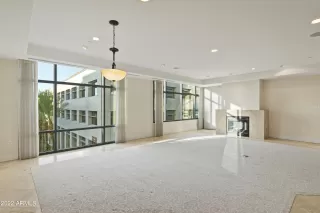 Photo #3: 6424089 Listing