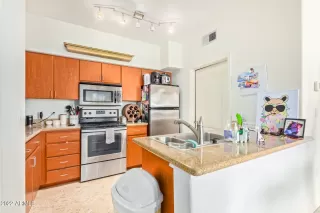 Photo #6: 6424168 Listing 