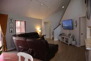 Photo #6: 6424281 Listing