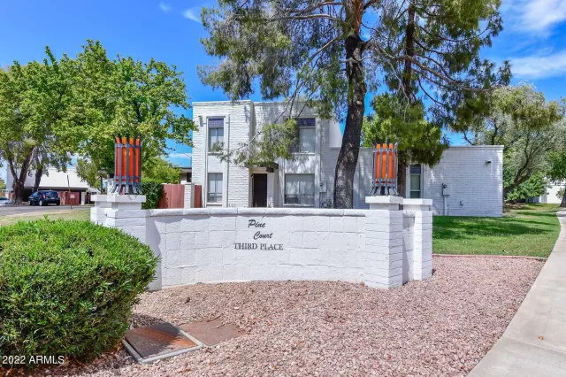 MLS: 6424318 Condo For Sale