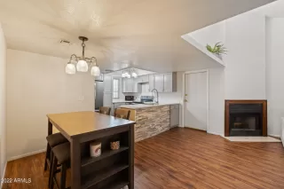 Photo #6: 6424463 Listing