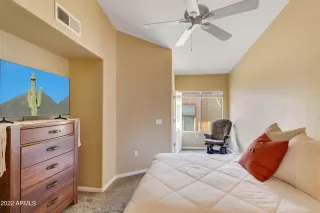 Photo #5: 6425072 Listing 