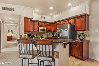 Photo #4: 6425116 Listing