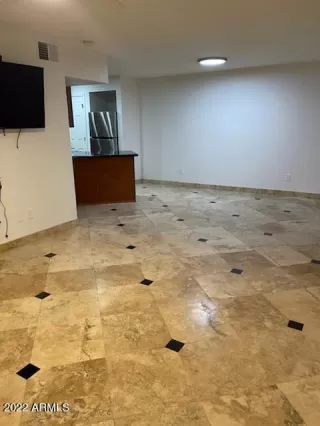 Photo #2: 6425276 Listing