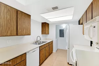 Photo #6: 6425322 Listing 