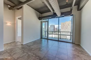 Photo #5: 6425324 Listing 