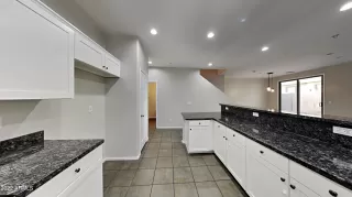 Photo #3: 6425373 Listing