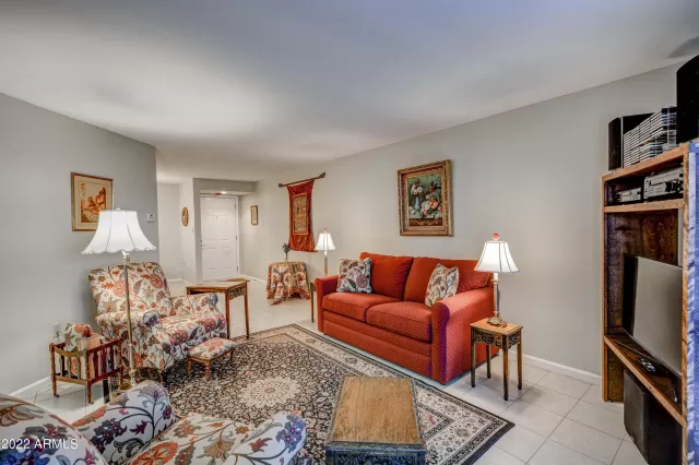 MLS: 6425374 Condo For Sale