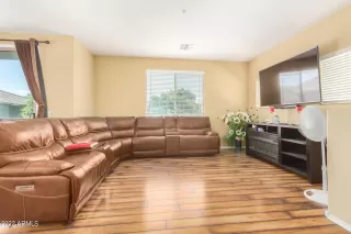 Photo #3: 6425576 Listing