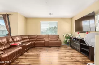 Photo #4: 6425576 Listing