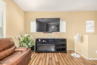 Photo #6: 6425576 Listing