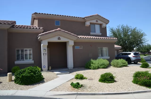 MLS: 6425603 Condo For Sale