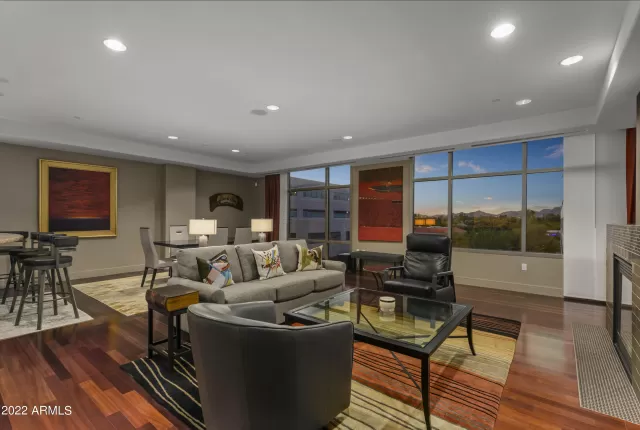 MLS: 6425796 Condo For Sale