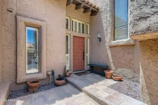 Photo #1: 6425800 Listing