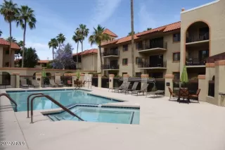 Photo #4: 6425813 Listing