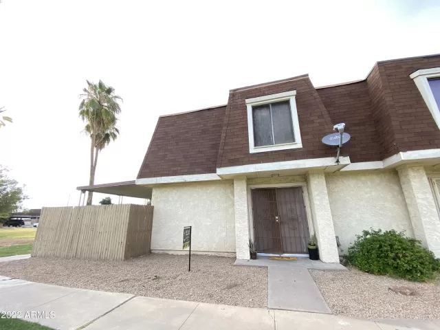 MLS: 6425815 Condo For Sale