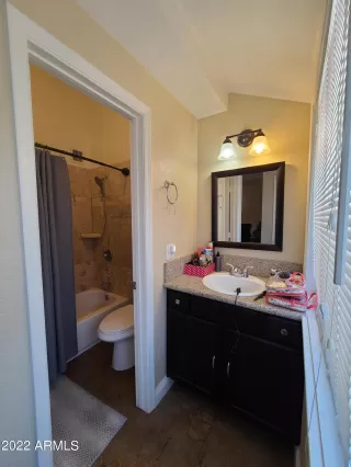 Photo #3: 6425839 Listing