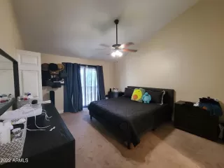 Photo #6: 6425839 Listing