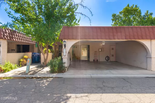 MLS: 6426044 Condo For Sale