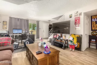 Photo #3: 6426081 Listing 