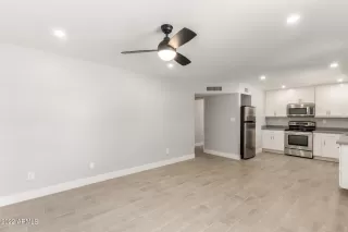 Photo #3: 6426106 Listing