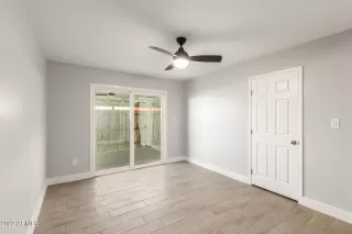 Photo #5: 6426106 Listing