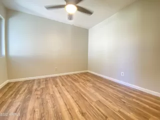 Photo #5: 6426131 Listing