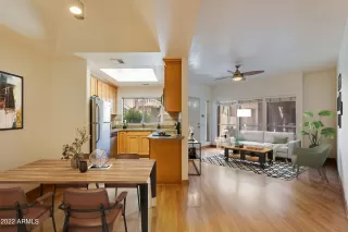 Photo #6: 6426159 Listing