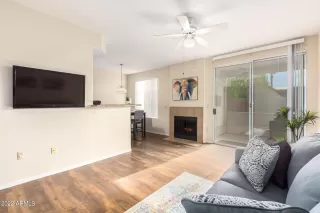 Photo #4: 6426290 Listing