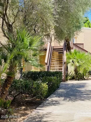 Photo #2: 6426328 Listing