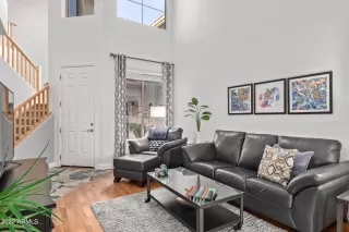 Photo #3: 6426526 Listing