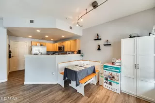 Photo #5: 6426747 Listing 