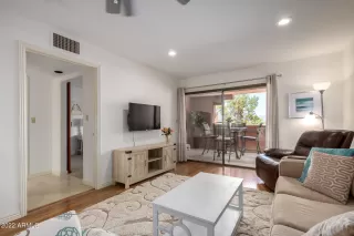 Photo #5: 6426789 Listing 