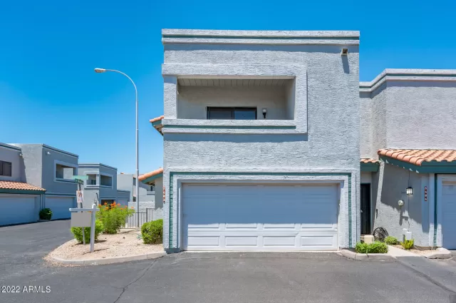 MLS: 6426848 Condo For Sale