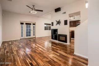 Photo #4: 6426848 Listing