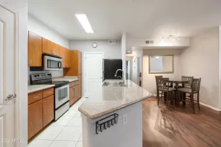 Photo #2: 6426934 Listing 