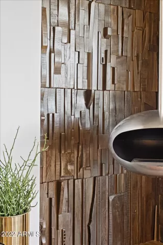 Photo #3: 6427020 Listing