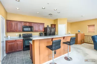 Photo #6: 6427142 Listing 