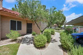 Photo #2: 6427157 Listing 