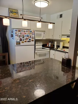 Photo #3: 6427463 Listing 