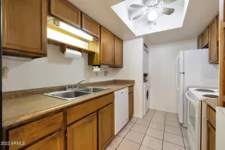 Photo #5: 6427506 Listing