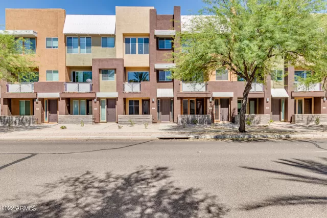 MLS: 6427550 Condo For Sale