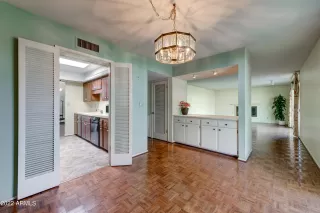 Photo #3: 6427602 Listing 