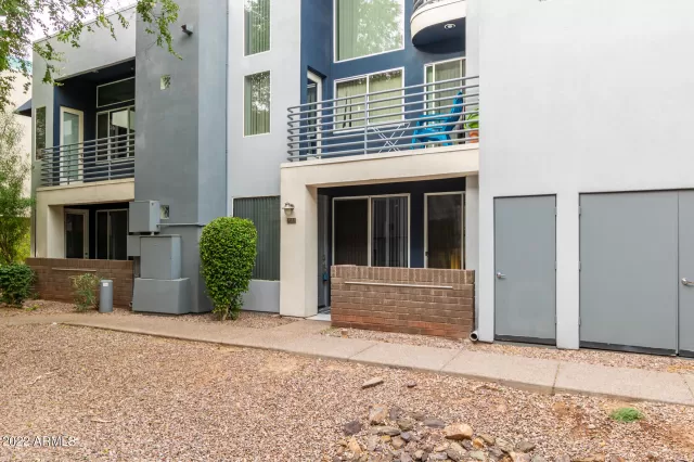 MLS: 6427732 Condo For Sale