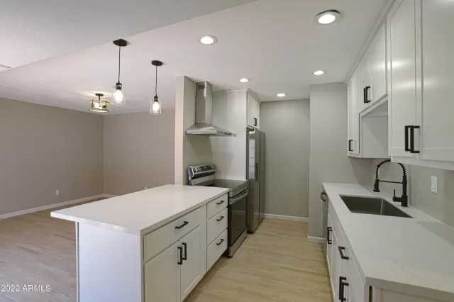 MLS: 6427778 Condo For Sale